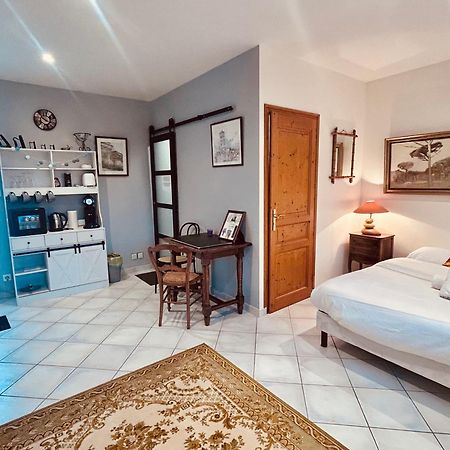 Le Clos De Tanvol - Parking Prive Gratuit- Terrasse Privee - Climatisation فيارْيا المظهر الخارجي الصورة