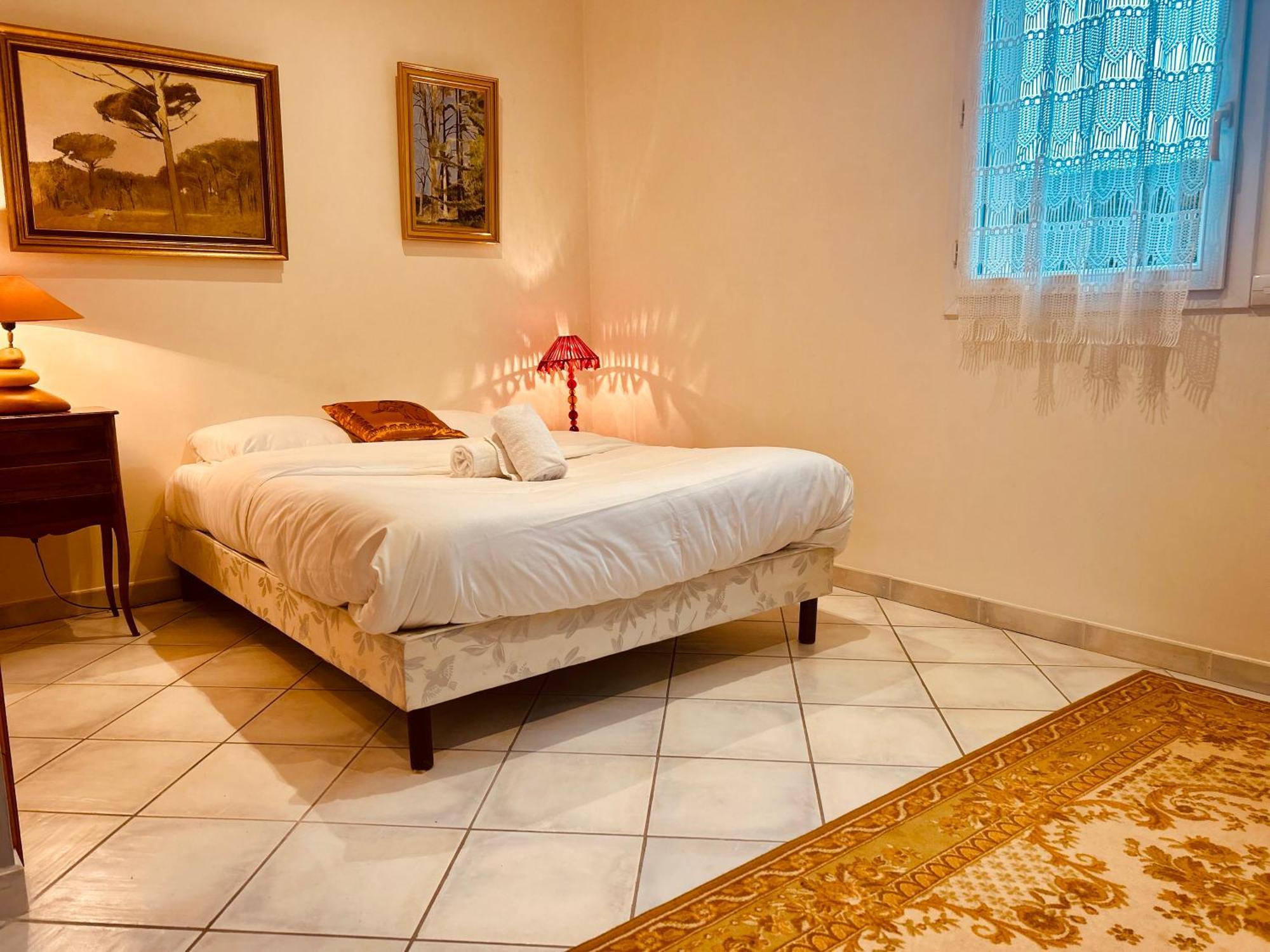 Le Clos De Tanvol - Parking Prive Gratuit- Terrasse Privee - Climatisation فيارْيا المظهر الخارجي الصورة